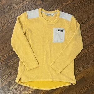 L.L. Bean tumbled Sherpa crewneck pullover in yellow with cream shoulder/chest